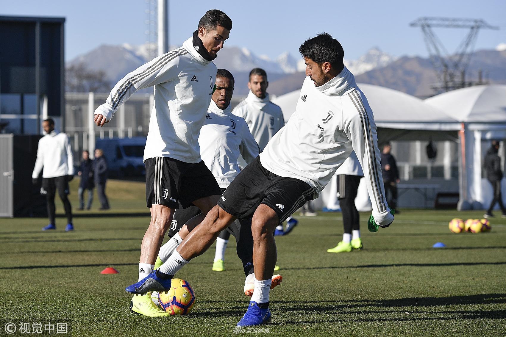 赛前洛杉矶快船备战意大利杯,强势反弹细节曝光,话题不断,更衣室氛围转暖的简单介绍 赛前洛杉矶快船备战意大利杯,强势反弹细节曝光,话题不断,更衣室氛围转暖的简单介绍